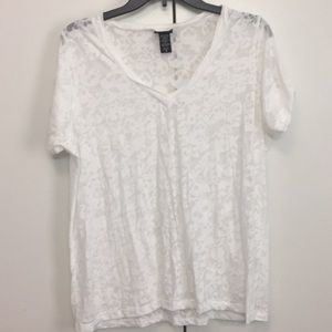 Short sleeve skull shirt